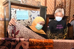 Sambil Gowes, Gubernur Khofifah Janjikan Sesuatu Kepada UMKM