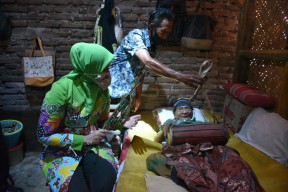 Tim Pemenangan Klaim Faida Cabup Jember Paling Peduli Kepentingan Wong Cilik