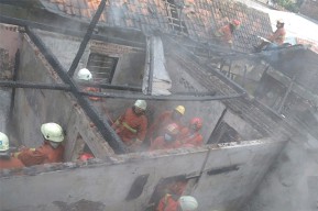 Kebakaran di Surabaya, Nenek 67 Tahun Meninggal Dunia Ikut Terbakar