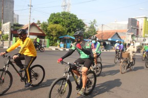 Kodim 0817 Ajak Forkopimda Gowes Sehat Peringati Hari Pahlawan