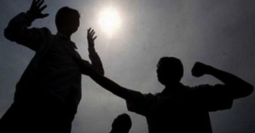 Pemuda Lamongan Ini Bogem Kakek Hingga Tersungkur dan Meninggal Dunia