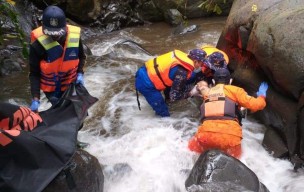 Akhirnya Raden Adipati Wirabumi Ditemukan Tewas Tersangkut Batu