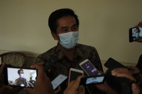 Hampir Separuh, Tingginya Angka Golput di Pilwali Surabaya Belum Terpecahkan