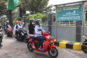 Risma Imbau Warga Perumahan Elit Kembali Disiplin Protokol Kesehatan