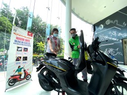 Khusus Untuk Mitra Gojek, Beli Motor Honda dan Service Di AHASS Dapat Diskon.