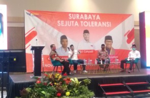 Hadiri Sarasehan Toleransi, Eri Cahyadi Didoakan 6 Tokoh Agama Surabaya