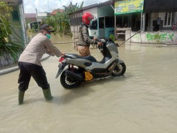Kali Lamong Meluap Lagi, 8 Desa di Kecamatan Balongpanggang Terendam