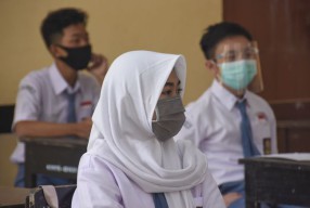 Kasus Covid-19 Meningkat, Rencana Uji Coba Pembelajaran Tatap Muka Batal Digelar