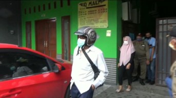 Bu Dosen Berduaan Dalam Kamar Kos Bareng Pejabat Pemkab Mojokerto, Terjaring Razia Satpol PP