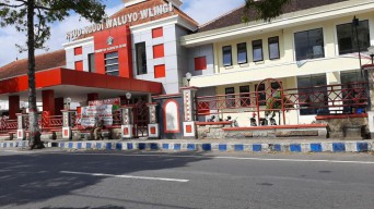 Nakes RSUD Ngudi Waluyo Meninggal Usai Vaksin, Nakes Lain Tak Khawatir Vaksin Tahap II