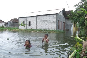 Warga Terdampak Banjir di Kecamatan Tanggulangin Tolak Wacana Relokasi, Pemkab Sidoarjo Harus Cari Solusi Lain