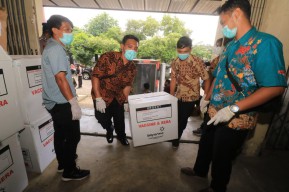 Percepat Vaksinasi Nakes, Pemkot Surabaya Tambah Fasyankes