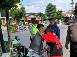 Satlantas Polres Bojonegoro Tingkatkan Operasi Yustisi Prokes ke Pengendara