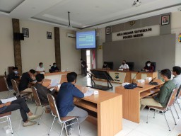 Polres Gresik Mediasi Pertemuan LSM Bangkalan dengan PT Pertamina PHE WMO Soal CSR