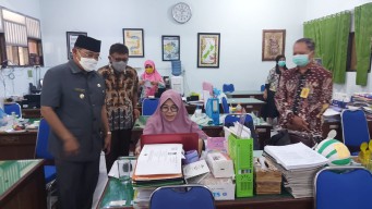 Pj Bupati Sidoarjo Minta Evaluasi Belanja Pendidikan Berbasis Daring