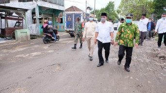Pj Bupati Sidoarjo dan Ketua Dewan Sidak Jalan Rusak, Pengembang di Sekitar Diminta Ikut Perbaiki