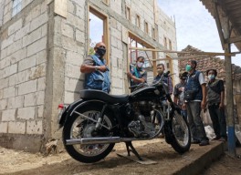 Untuk Bangun Musala, Komunitas MACI Gresik Lelang Sepeda Motor