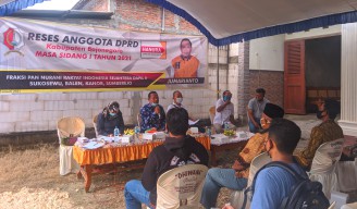 Tanggapi Keluhan Warga Soal Jalan Rusak, Anggota DPRD Bojonegoro Jumarianto Pastikan Jalan Bakal Dibangun