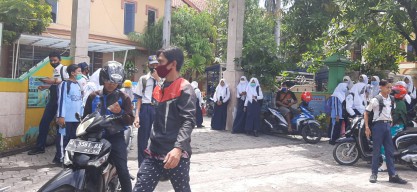 Pembelajaran Tatap Muka Terbatas di Lamongan Batal Digelar, Sekolah Daring Diperpanjang