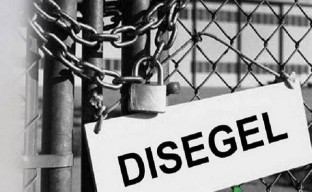 Langgar PPKM, Kafe Jalan Rimbakaya Disegel Satpol PP Kota Madiun