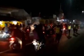 Ratusan Pesilat dari PSHT Keliling Dawarblandong Mojokerto Cari Pelaku Penganiayaan Anggotanya