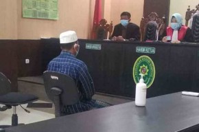 Langgar Protokol Kesehatan Gelar Hajatan, Hakim Hukum Warga Sampang Denda Rp 1 Juta