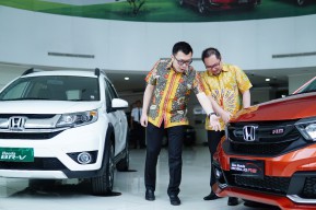 Honda Surabaya Center Optimis Penjualan Mobil Tahun Ini Melonjak