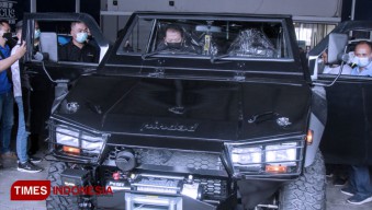 Beli Maung Produksi Pindad dengan Kocek Pribadi, Bupati Terpilih Hendy : Cintailah Produk Dalam Negeri