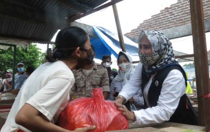 Prihatin Korban Puting Beliung Candi, PIRA Sidoarjo Sumbang Sembako