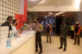 Pemkot Surabaya Larang Hotel Tampung Pasien Isolasi Mandiri