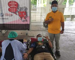 Donor Darah Bareng Gus Yani, Gresker Ajak Pemuda Lebih Giat