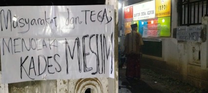 Sssstt.. Pak Kades Salah Masuk Kamar, Besoknya Diminta Mundur Warga