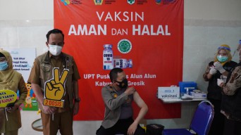 Kapolres dan Dandim Gresik Jalani Vaksin ke Dua, Seperti Ini Yang Dirasakan