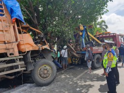 Gara-gara Sopir Ngantuk, Kenek Truk Asal Sumatra Tewas Kegencet