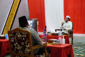 Mabes Polri Hadirkan KH Anwar Zahid Ceramahi Personel Polri se-Indonesia