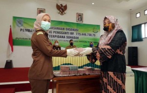 Suami Dipenjara Karena Korupsi Proyek GIC, Istri Mantan Wawali Probolinggo Kembalikan Uang Negara