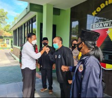 Sehari Menjabat, Bupati Yuhronur Pompa Semangat Para Pendekar Lamongan