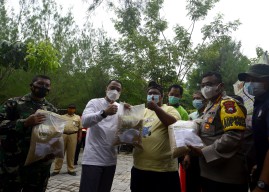 Wali Kota Eri Cahyadi Panen Raya 2 Hektar Padi Bersama Petani Pakal