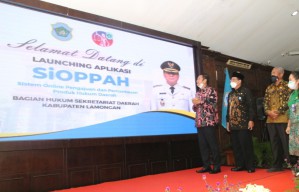 Bupati Yuhronur Efendi Launching Aplikasi Sioppah Bagian Hukum Pemkab Lamongan