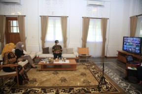 Webinar Parenting dengan Ribuan Peserta di Banyuwangi Catatkan Rekor Muri