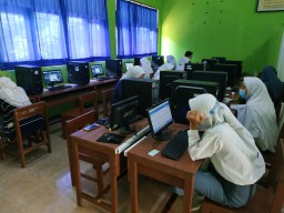 Kabel Putus Listrik Padam, Evaluasi Hasil Belajar Ponorogo Terhenti