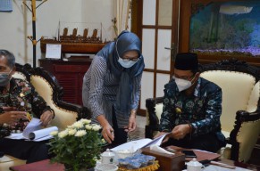 Gus Muhdlor Minta BPR Delta Artha Tingkatkan Kepercayaan Publik Sidoarjo