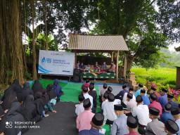 Aqua Gelar Hari Air Sedunia di Pesantren