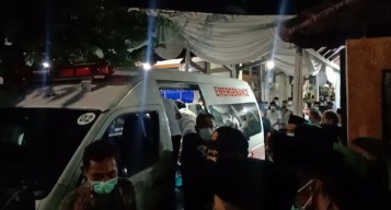 Jenazah Istri Wabup Bojonegoro Tiba di Bojonegoro, Pemakaman di Lakukan Kamis Pagi