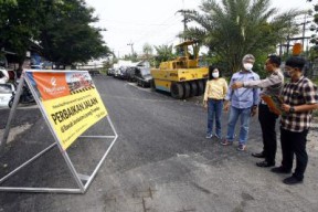 Ciputra Bantu Perbaiki Kerusakan Jalan di Dekat Perumahan Citra Harmoni Sidoarjo
