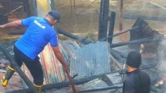 Lapak Pedagang di Pasar Palengaan Pamekasan Ludes Terbakar