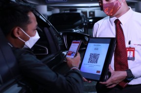 Bank Jatim Bersama Dishub Tuban Permudah Pembayaran Uji Kir dengan QRIS