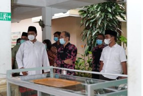 Agar Dipercaya Masyarakat, Gus Ipul Ajak Pegawai RSUD Lebih Ramah dan Murah Senyum