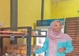 Tak Teliti Terima Order Online, Penjual Kue di Probolinggo ini “Kecopetan”  