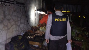 Korsleting Listrik Hanguskan Toko Kelontong di Tulungagung.